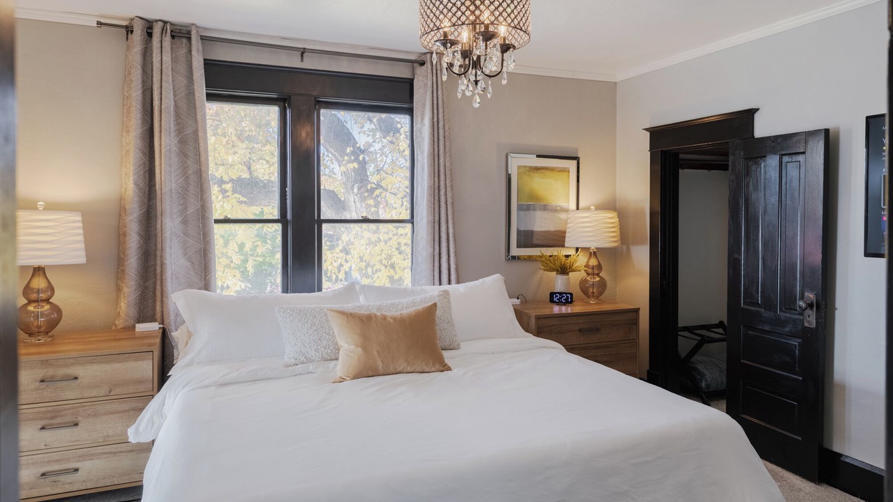 Photo of Bedroom in Roosevelt