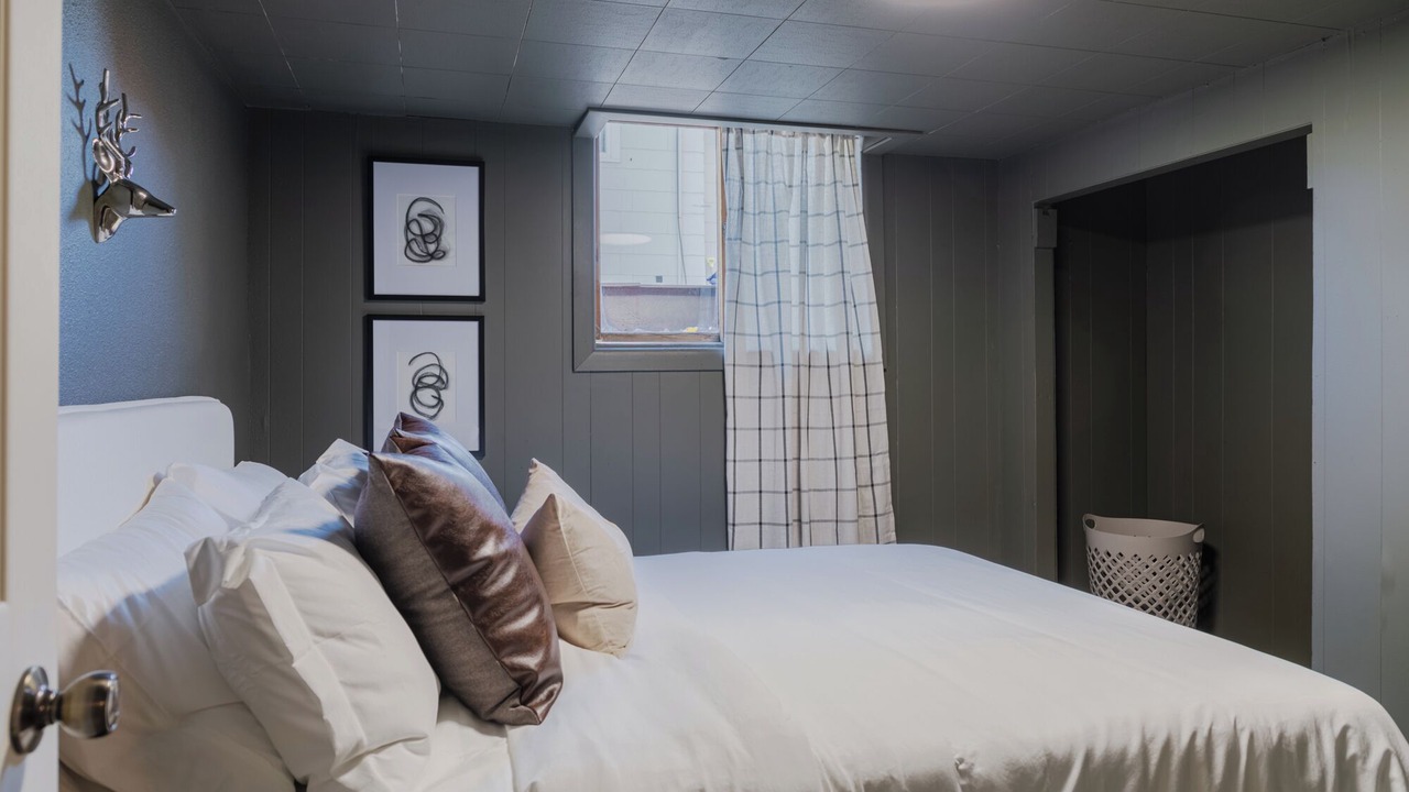 Photo of Bedroom in Roosevelt