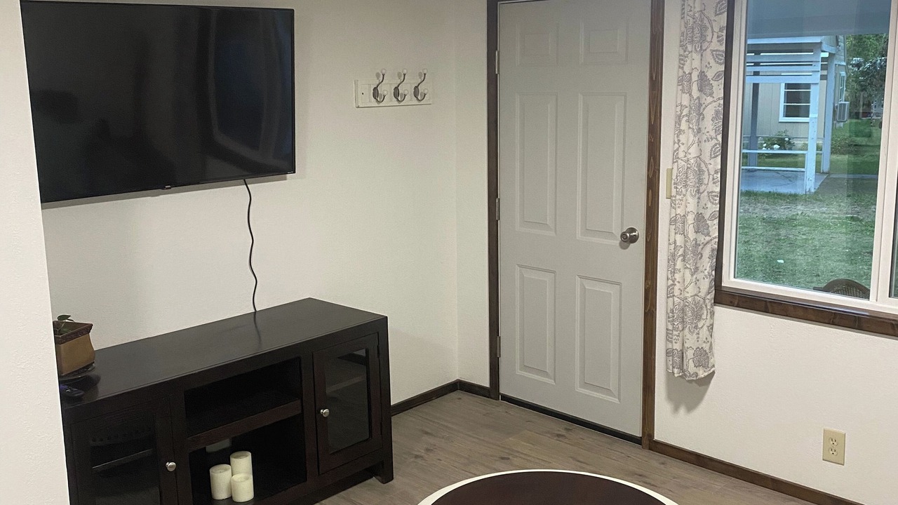 Photo of Livingroom in Libby