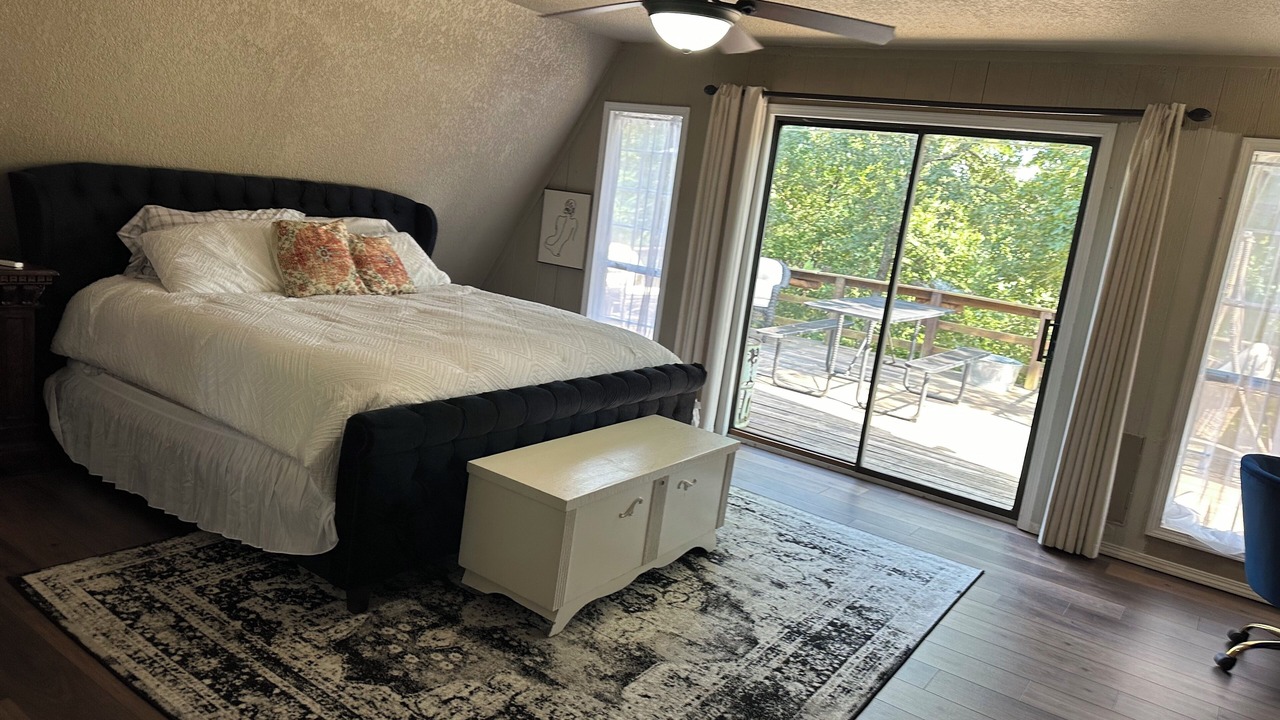 Photo of Bedroom in Cookson