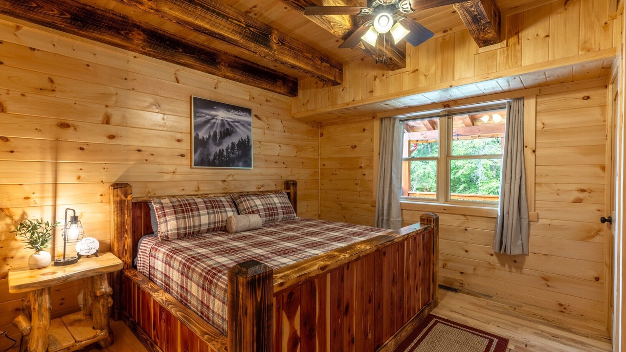 Photo of Bedroom in Logan