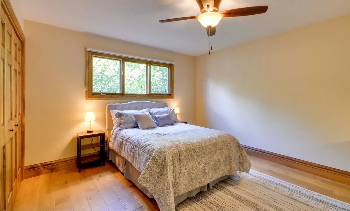 Photo of Bedroom in Rimrock