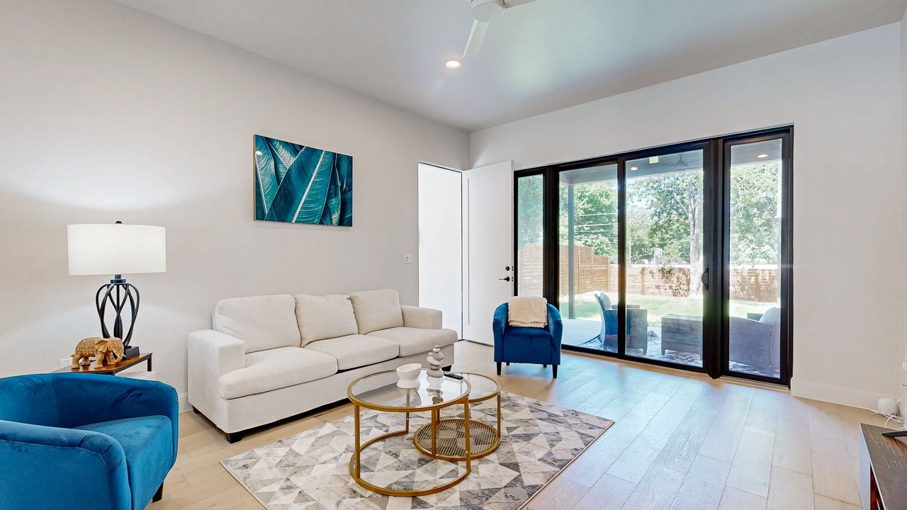 Photo of Livingroom in Highland