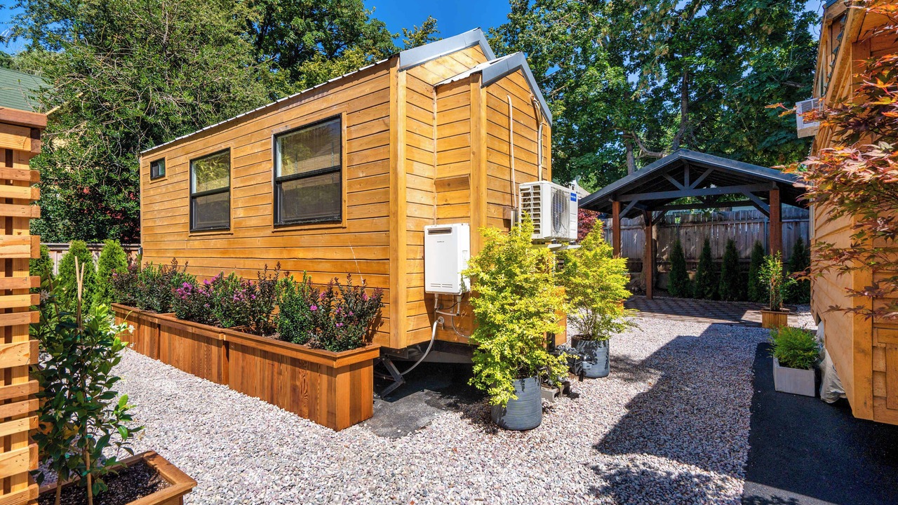 Photo of Outdoor in Hosford-Abernethy