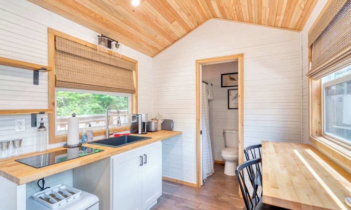 Photo of Kitchen in Hosford-Abernethy