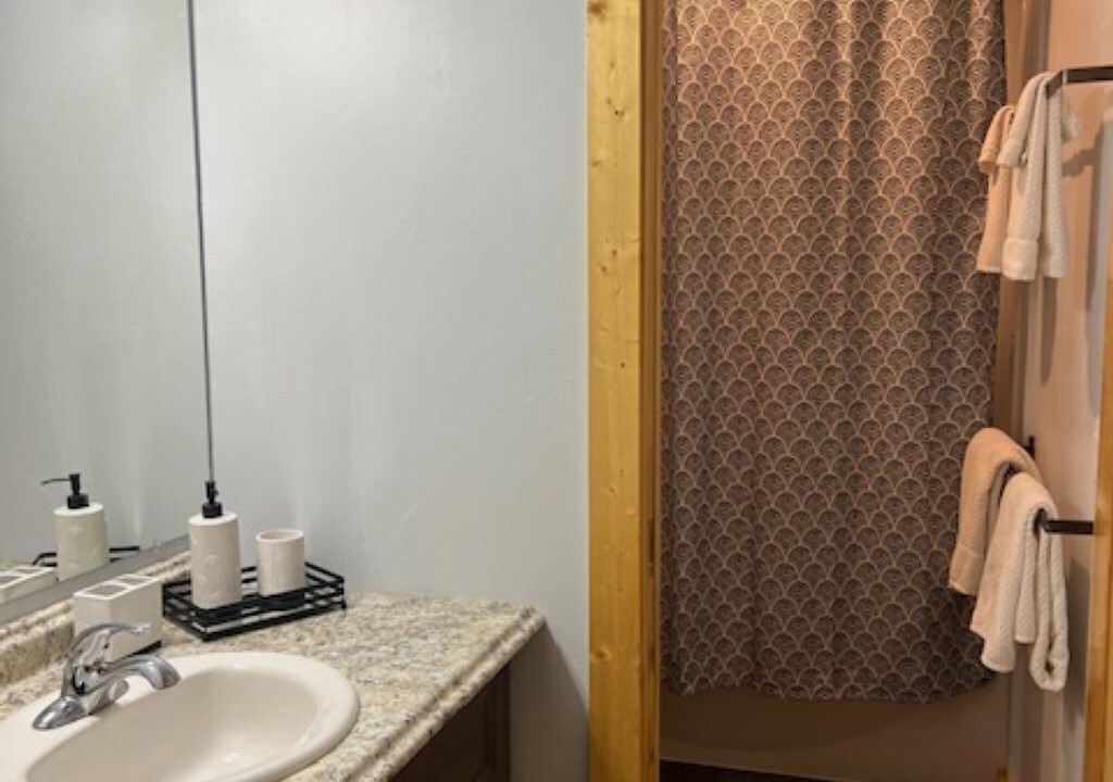 Photo of Bathroom in Powell