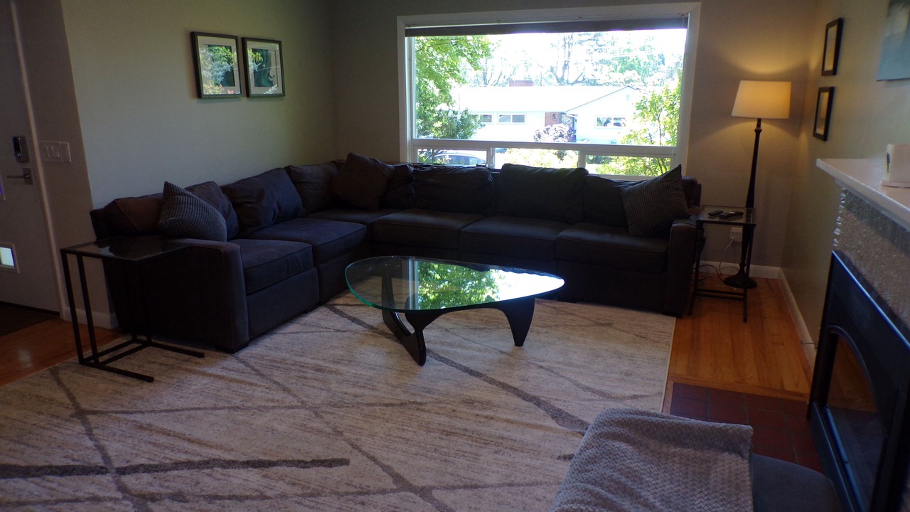 Photo of Livingroom in Crestwood
