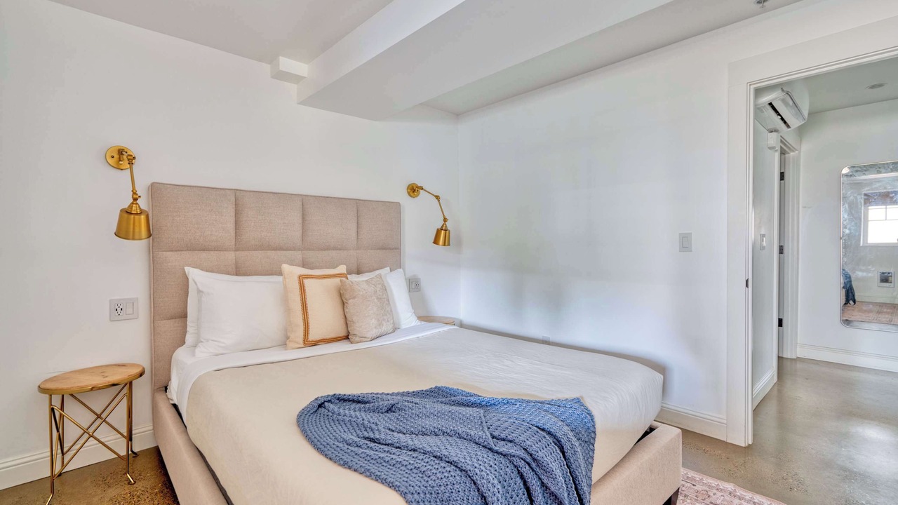 Photo of Bedroom in Goose Hollow