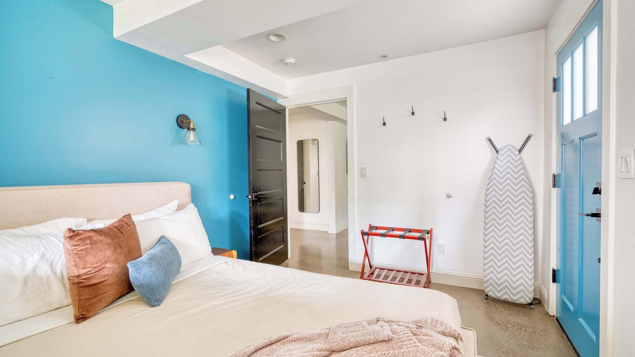 Photo of Bedroom in Goose Hollow