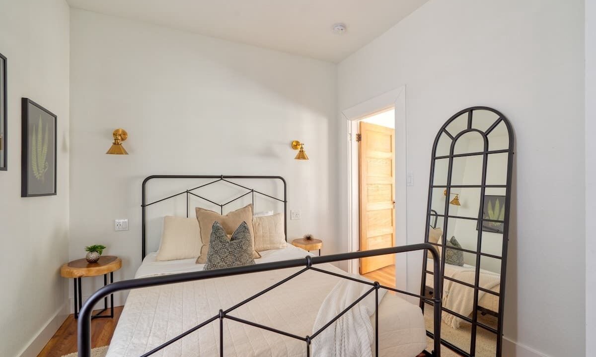 Photo of Bedroom in Uptown