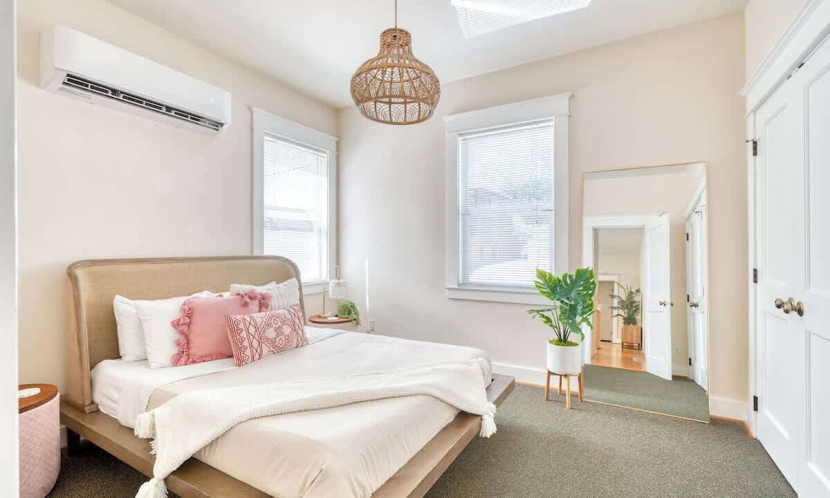 Photo of Bedroom in Overlook
