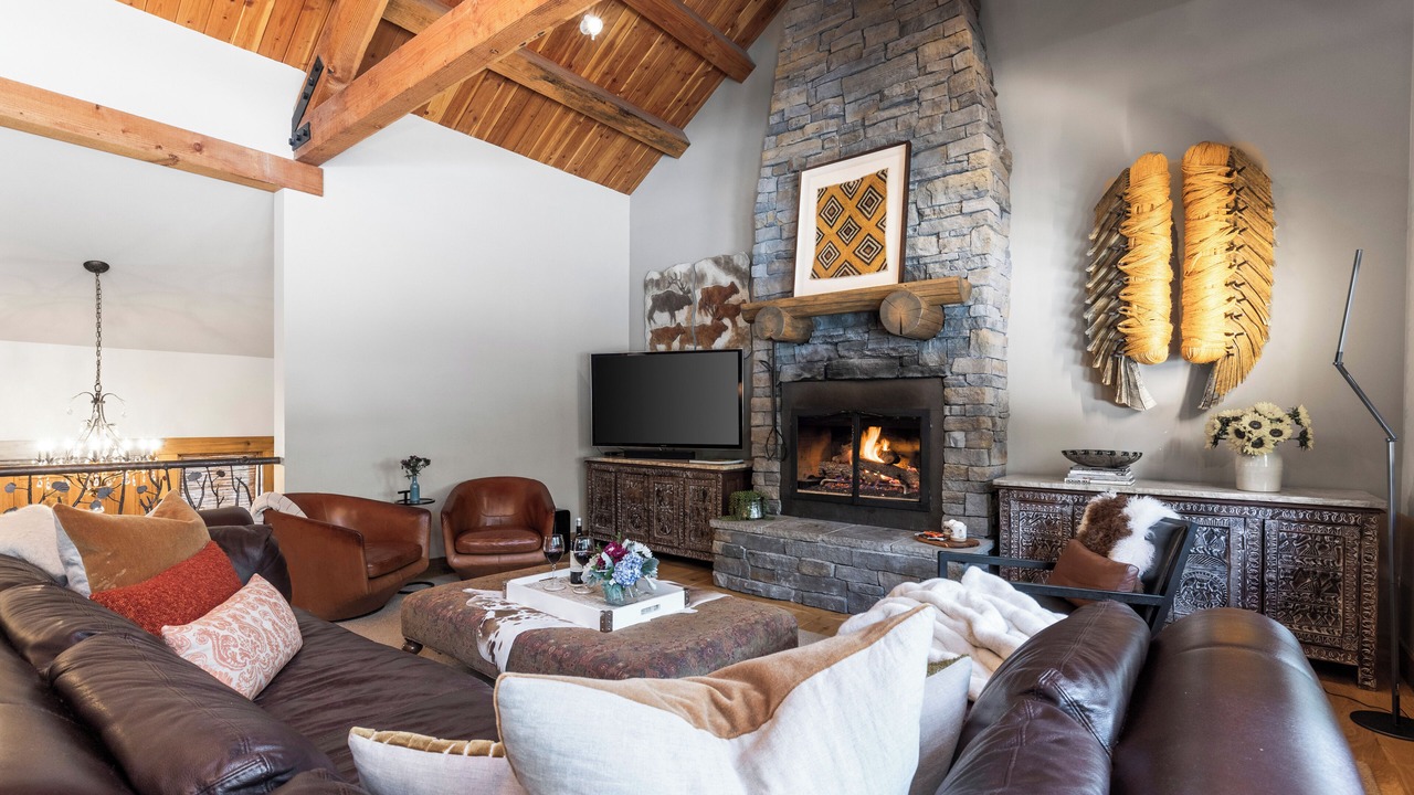 Photo of Livingroom in Teton Village