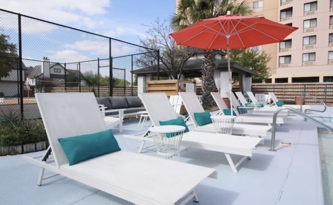 Photo of Patio Balcony in Texas Medical Center