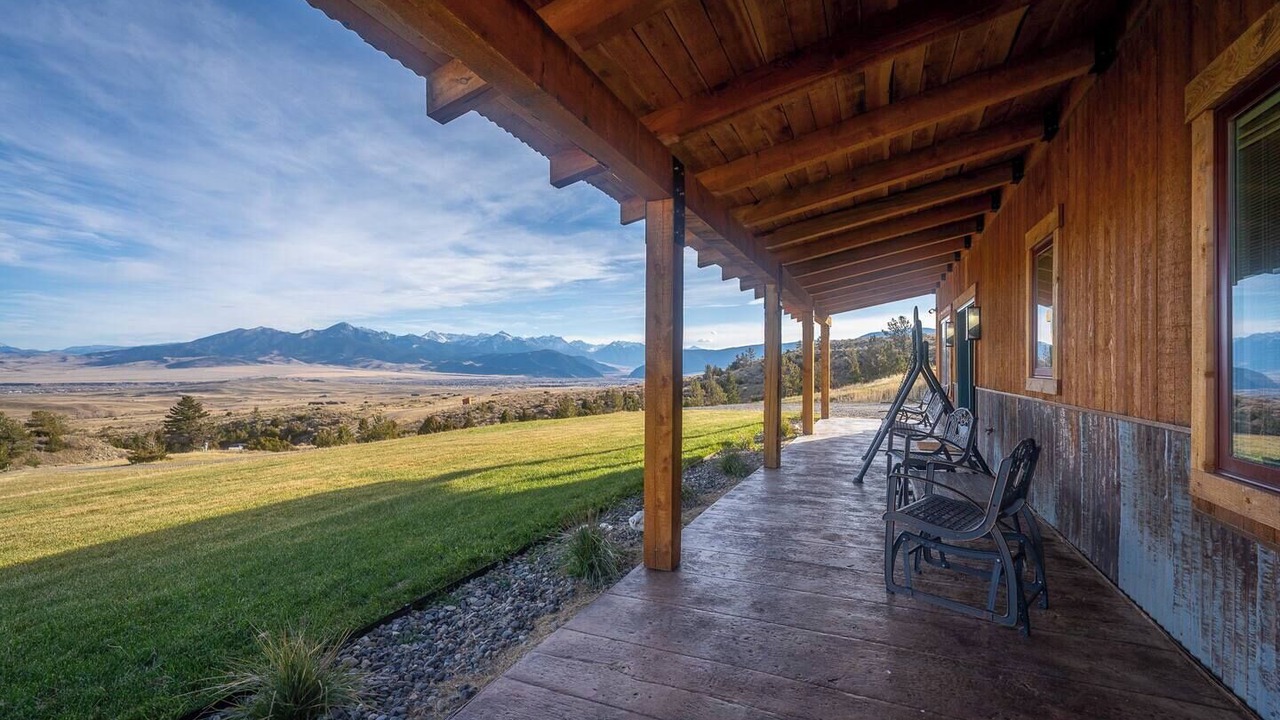 Photo of Outdoor in Livingston