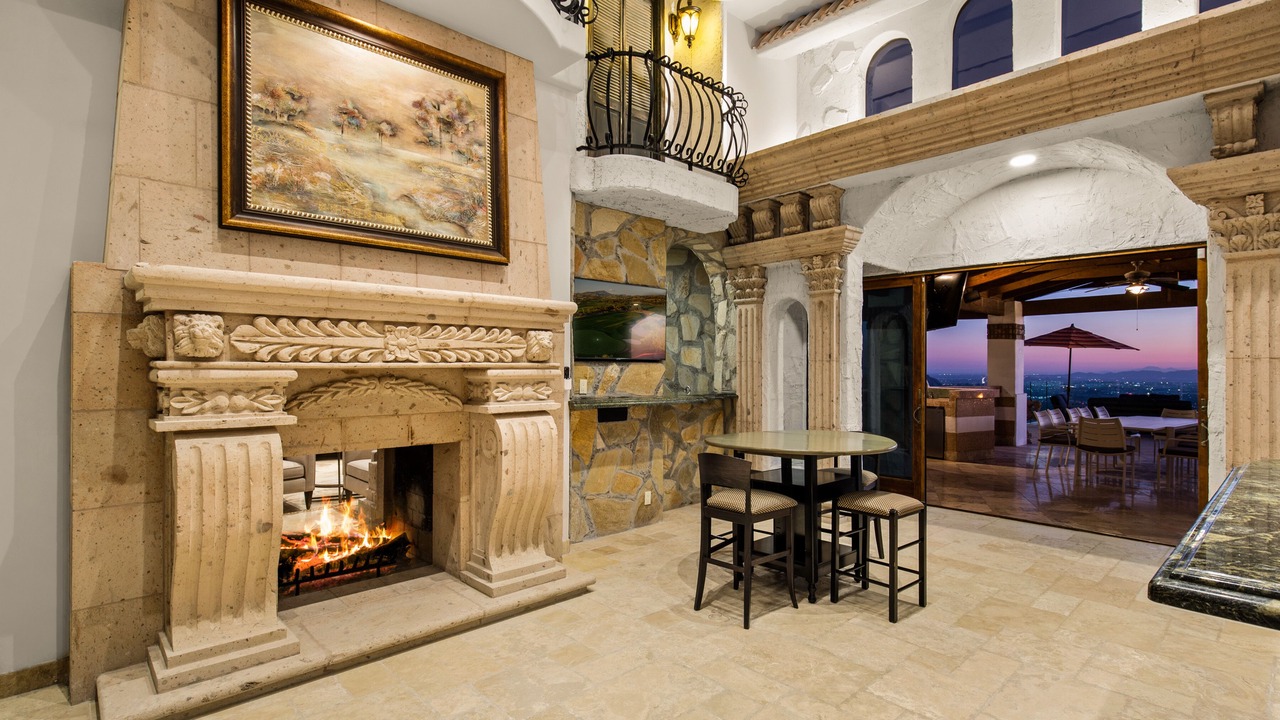 Photo of Livingroom in Camelback East