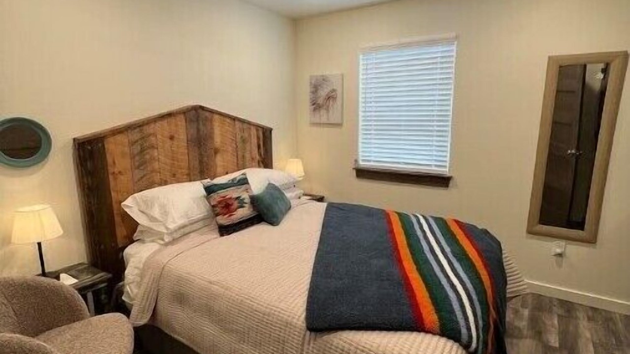 Photo of Bedroom in Four Corners