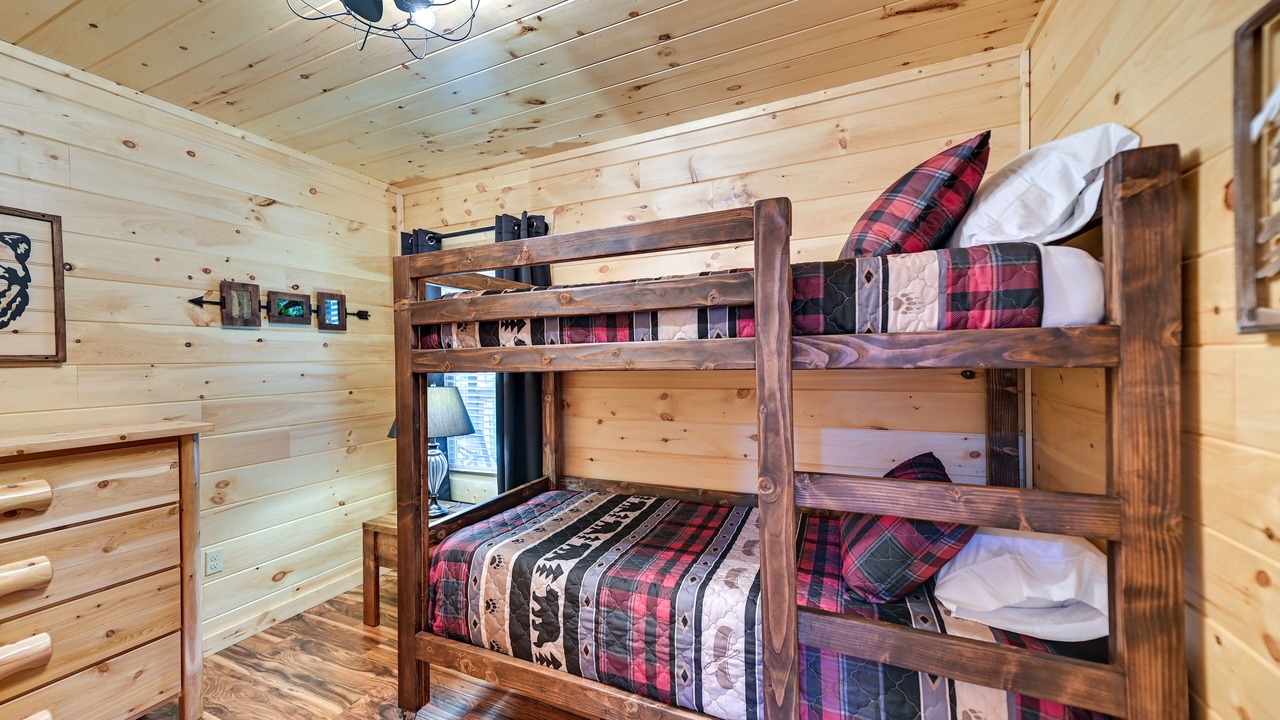 Photo of Bedroom in Primrose