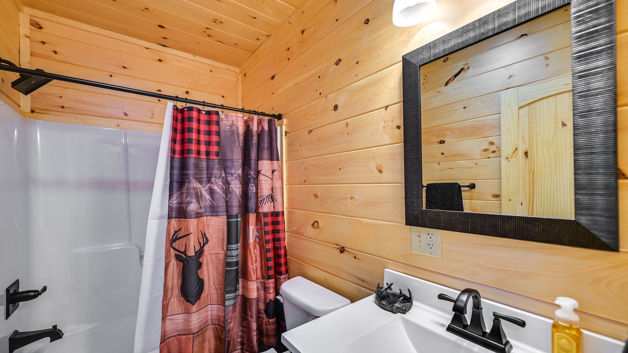 Photo of Bathroom in Primrose