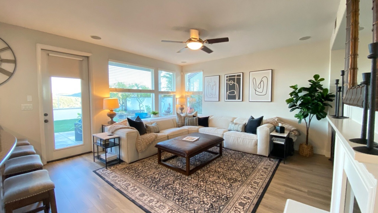 Photo of Livingroom in Carmel Valley