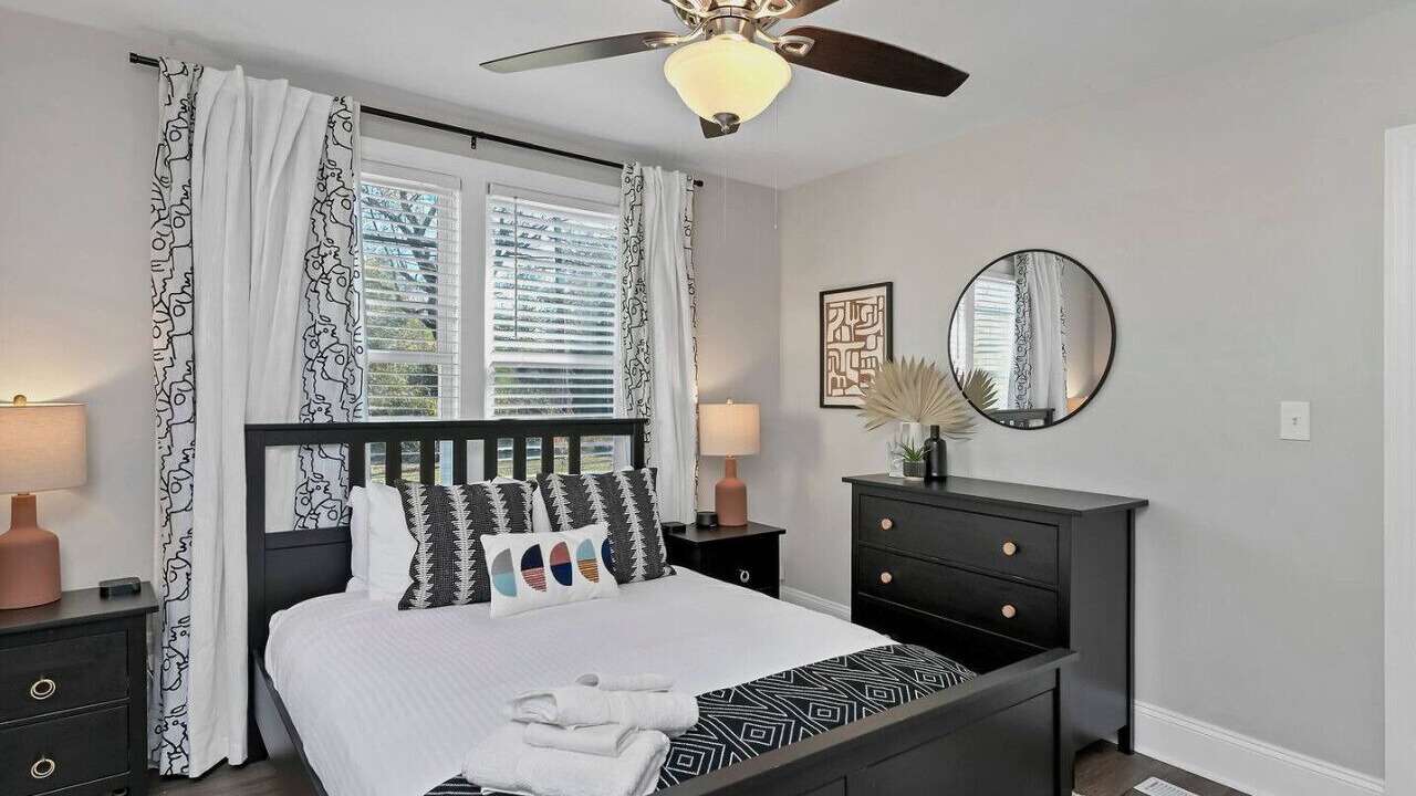 Photo of Bedroom in Forest Acres