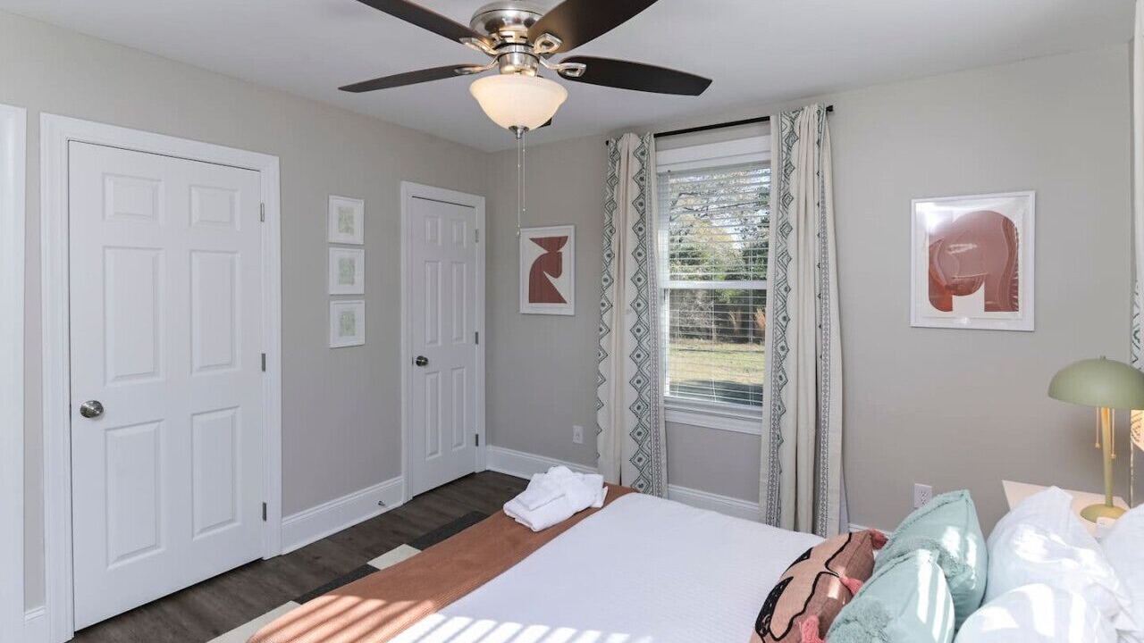 Photo of Bedroom in Forest Acres