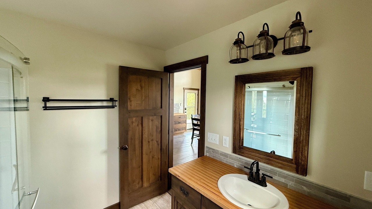 Photo of Bathroom in Clinton