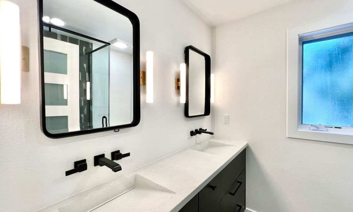Photo of Bathroom in Dayton
