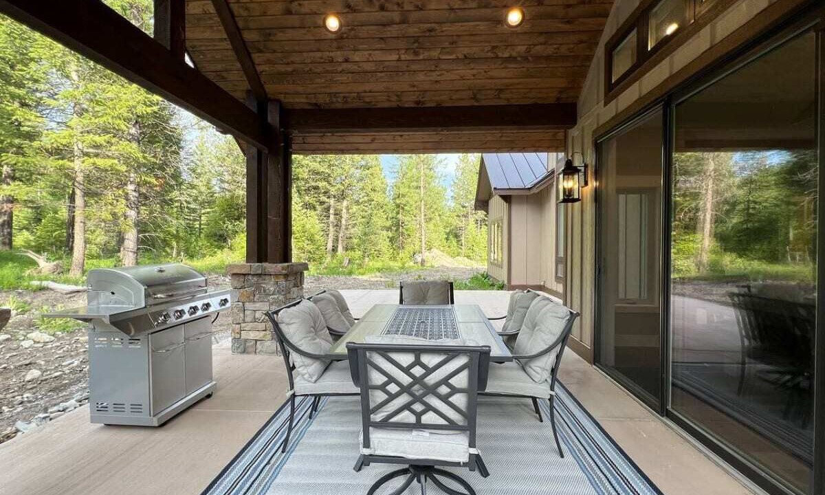 Photo of Outdoor in Lakeside