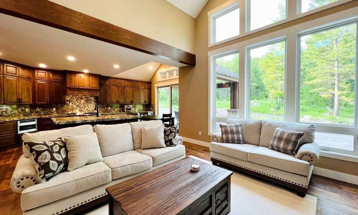 Photo of Bedroom in Lakeside