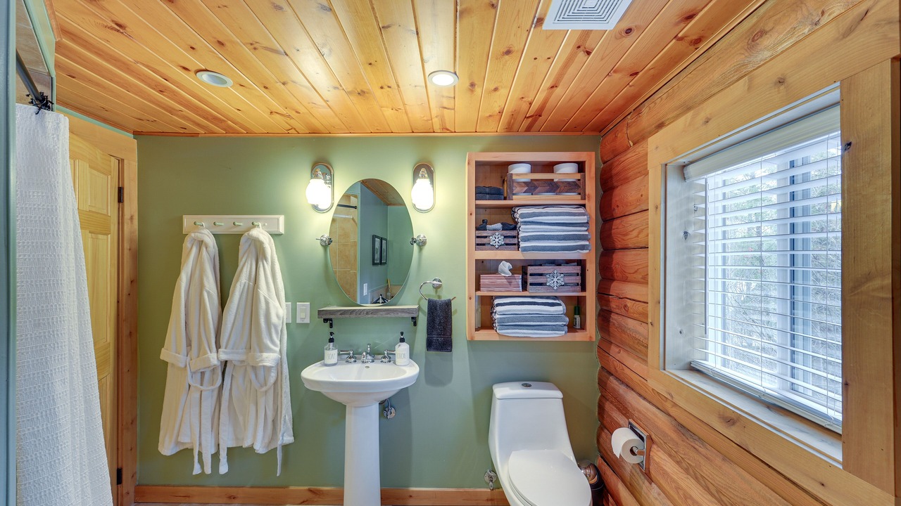Photo of Bathroom in Alpine