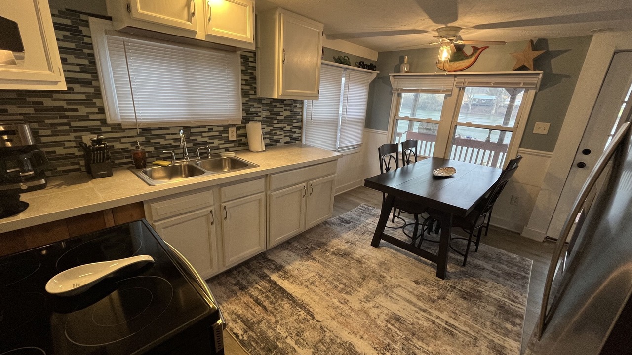 Photo of Kitchen in Coal Run