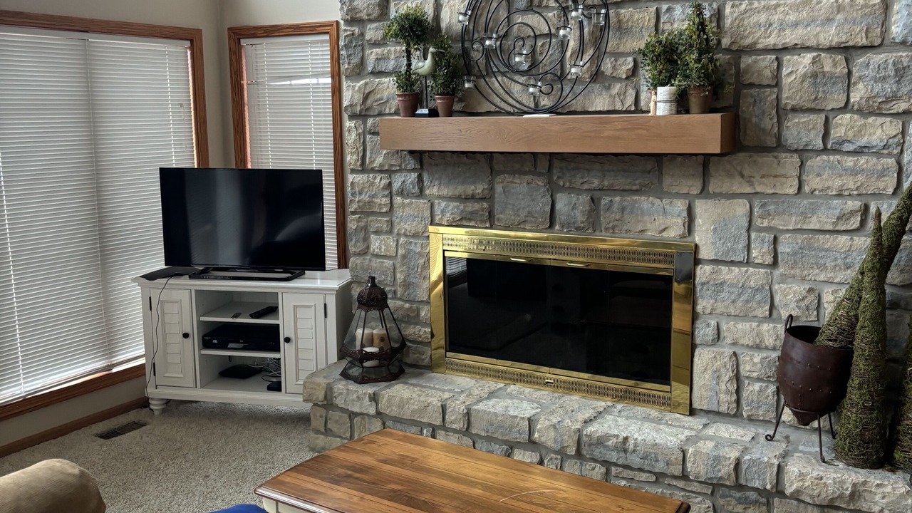 Photo of Livingroom in St. Marys