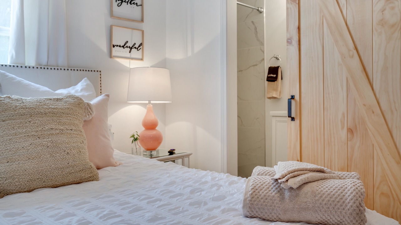Photo of Bedroom in Downtown