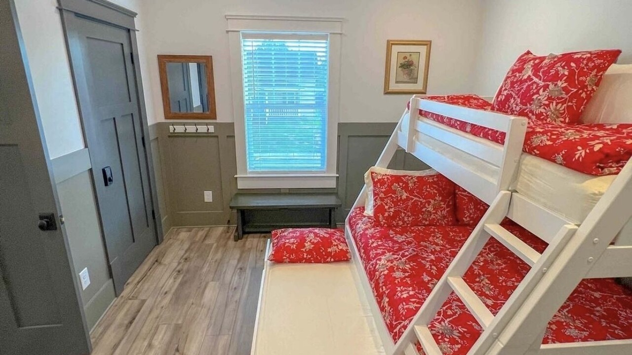 Photo of Bedroom in Belmont Historic District