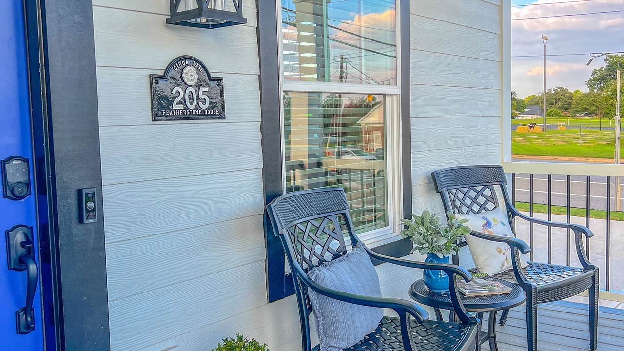 Photo of Patio Balcony in Belmont Historic District