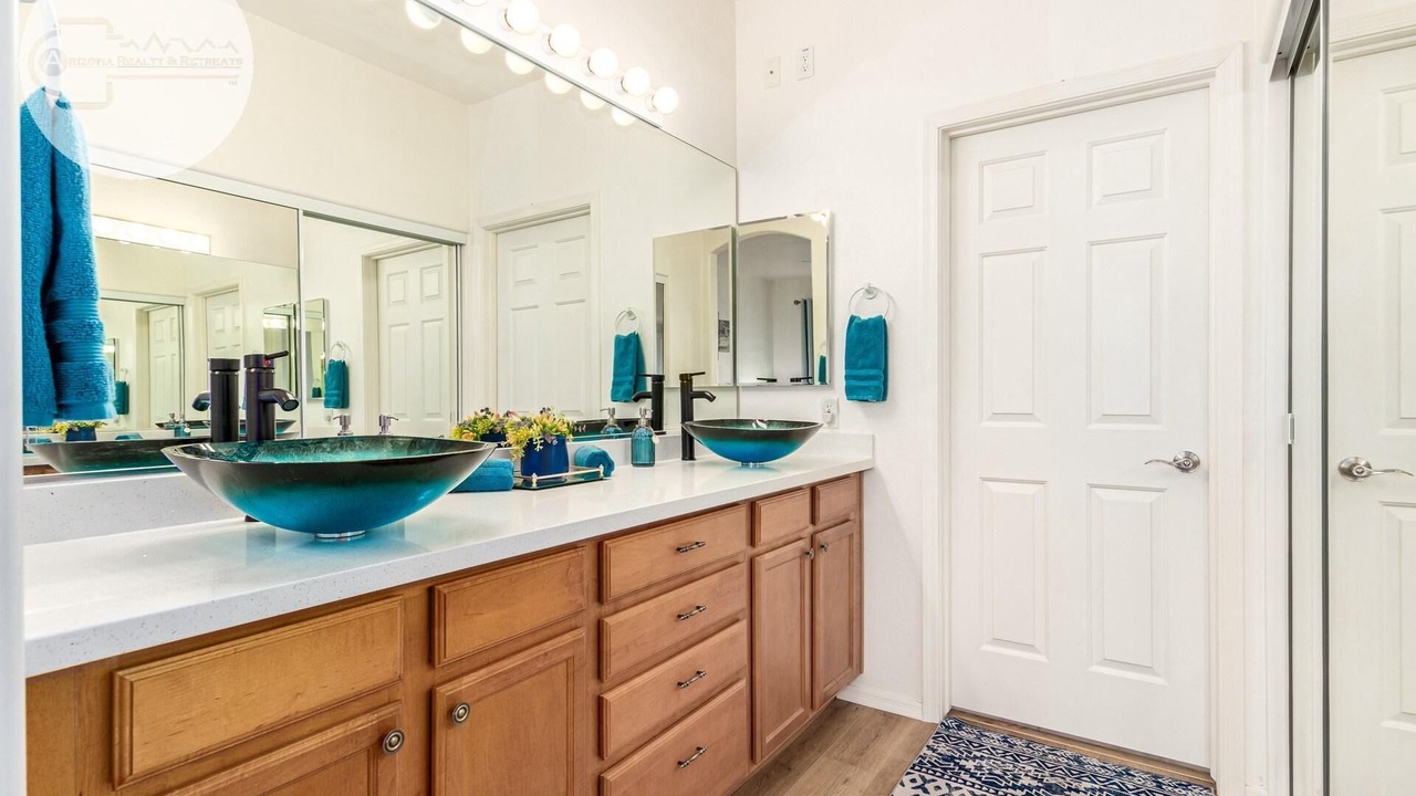 Photo of Bathroom in Alta Mesa