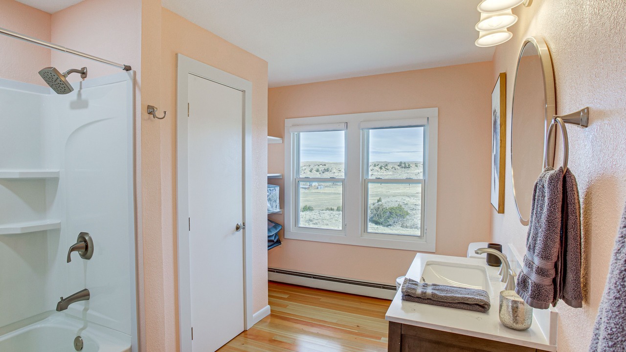 Photo of Bathroom in Golden Valley County