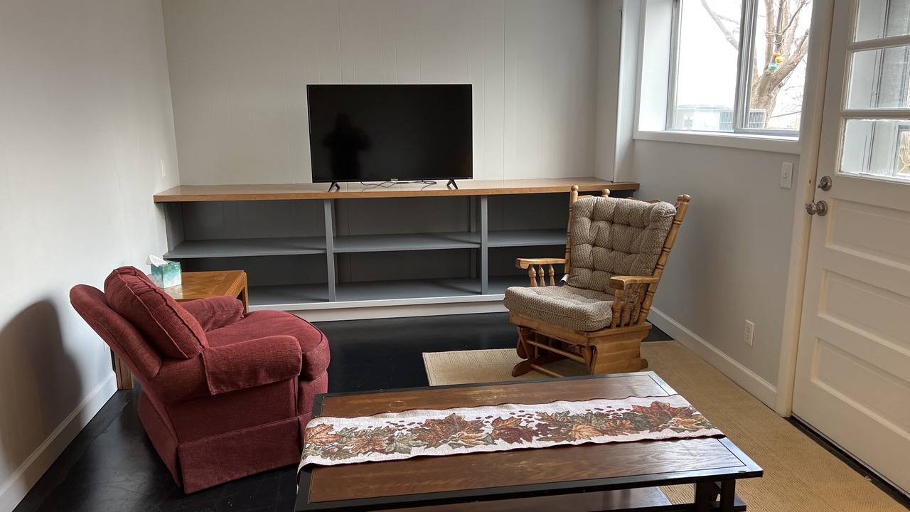 Photo of Livingroom in Cedar Rapids - Iowa City