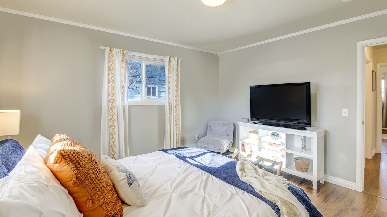 Photo of Bedroom in Southgate Triangle