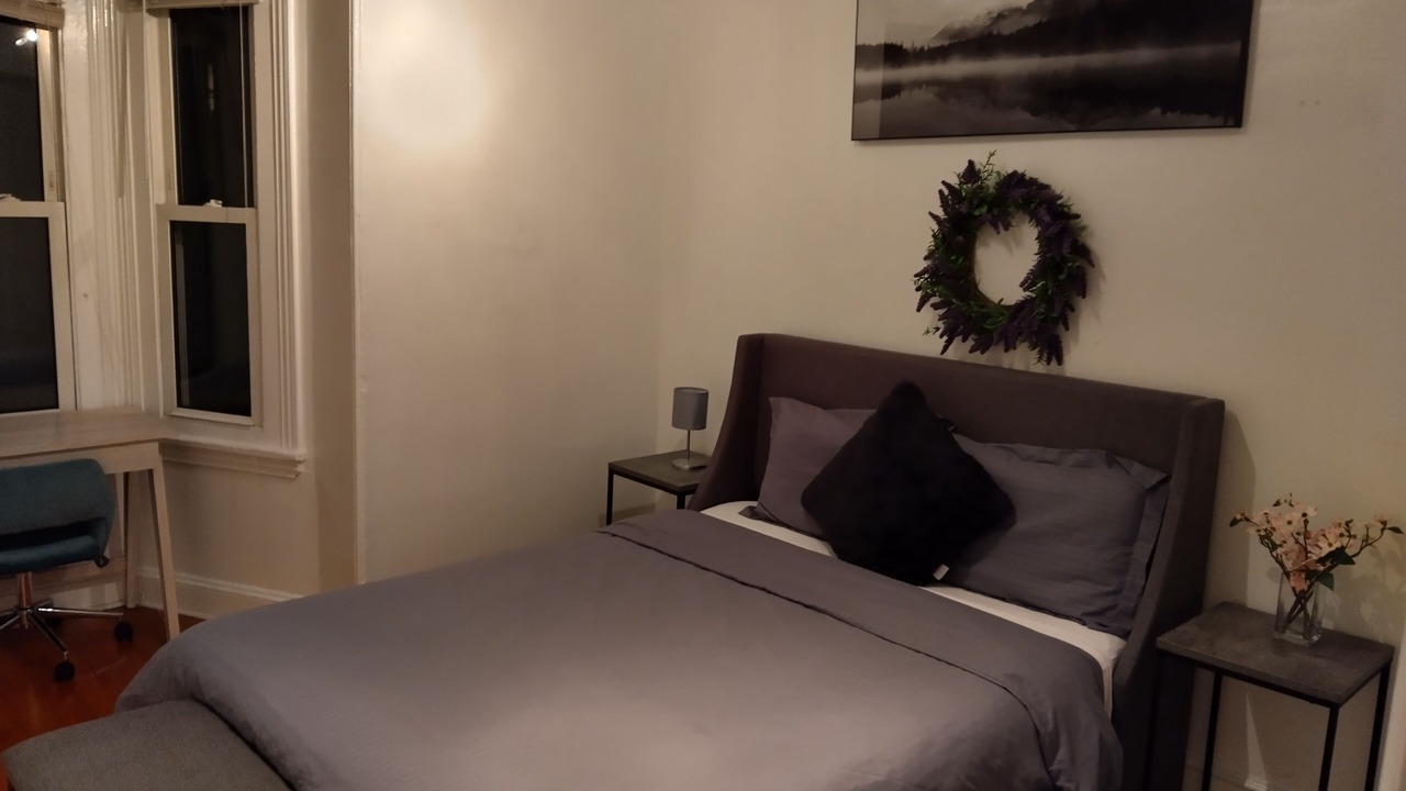 Photo of Bedroom in Midtown Village