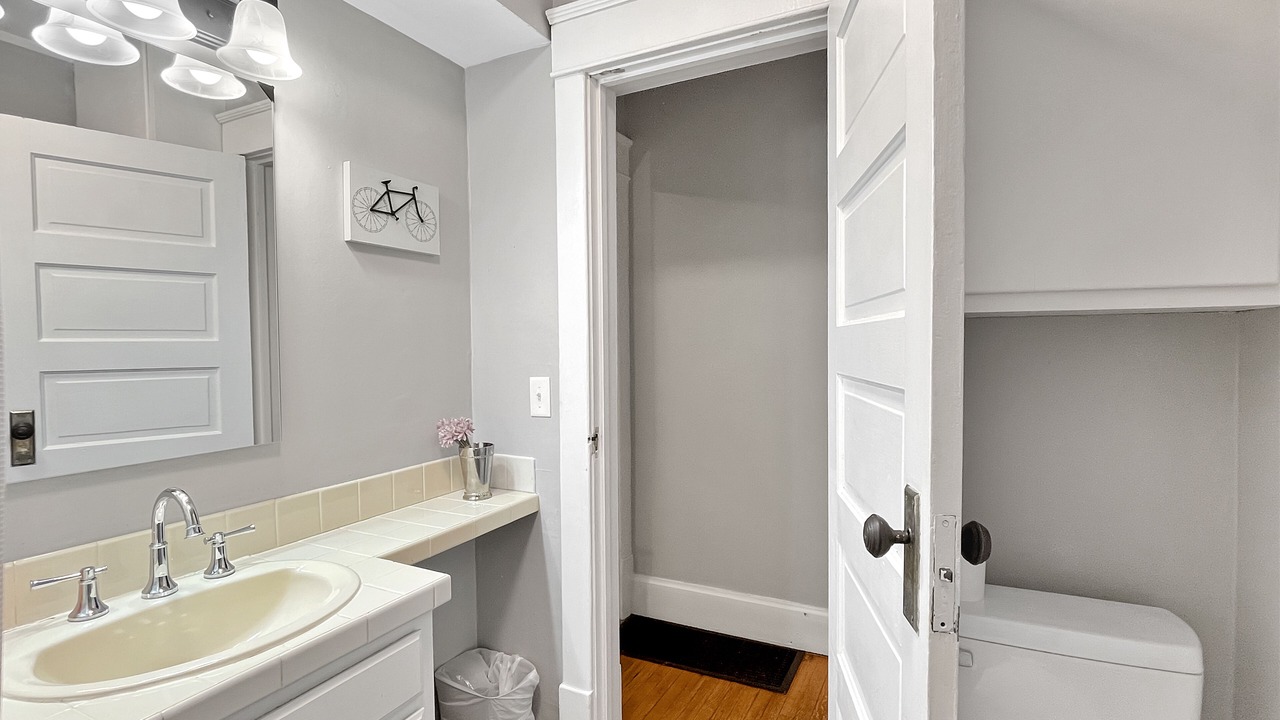 Photo of Bathroom in North of Grand