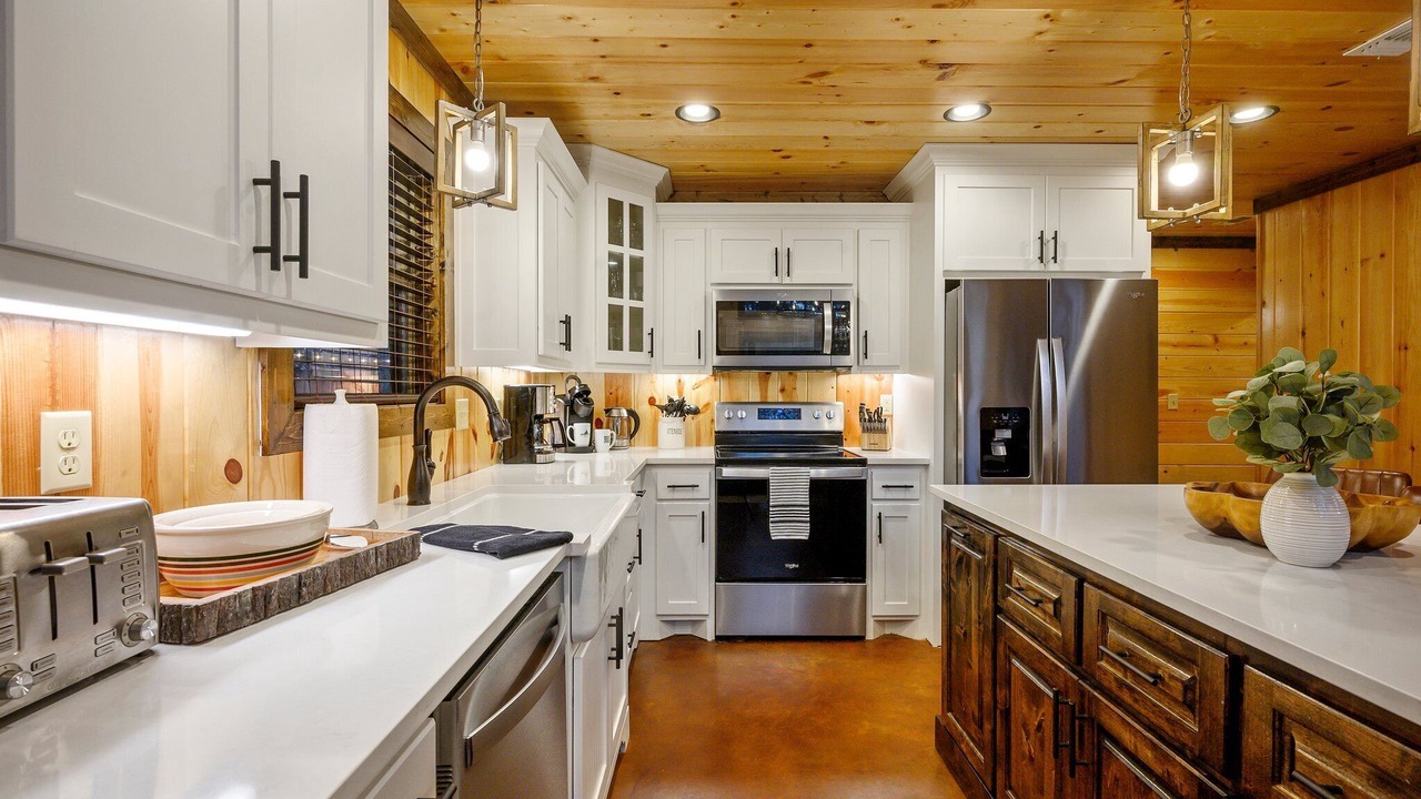 Photo of Kitchen in Hochatown