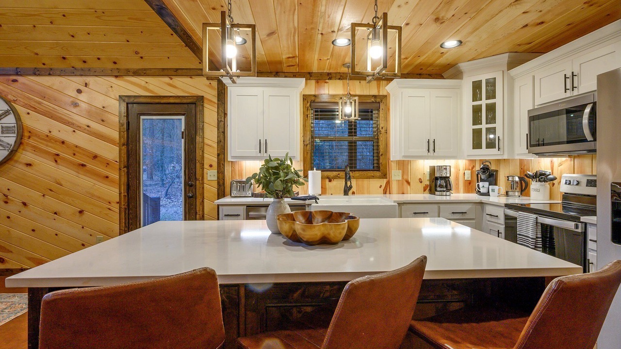 Photo of Kitchen in Hochatown