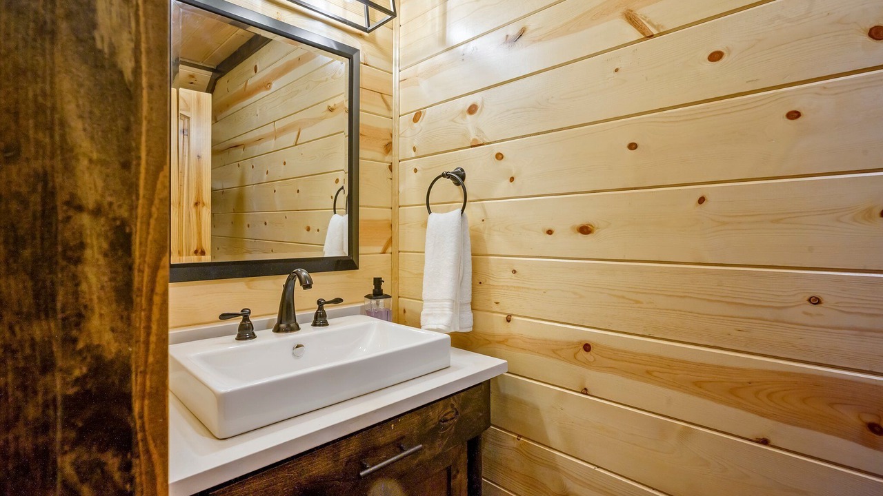 Photo of Bathroom in Hochatown