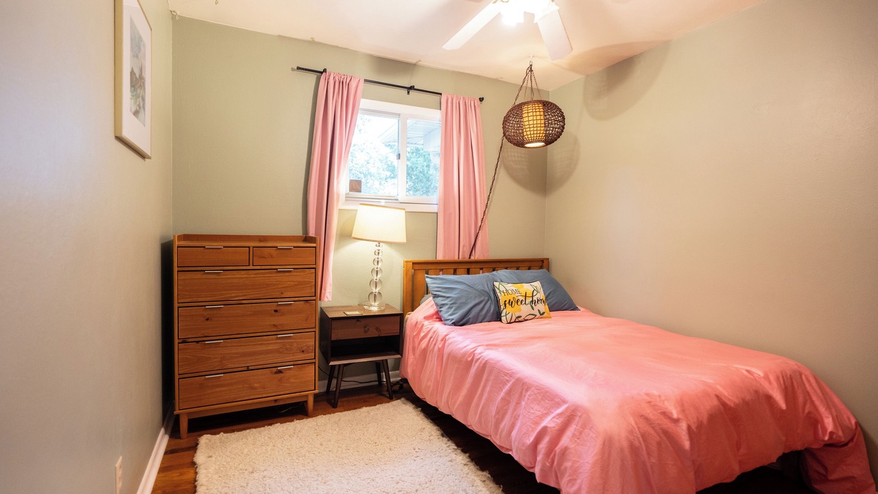 Photo of Bedroom in Lander