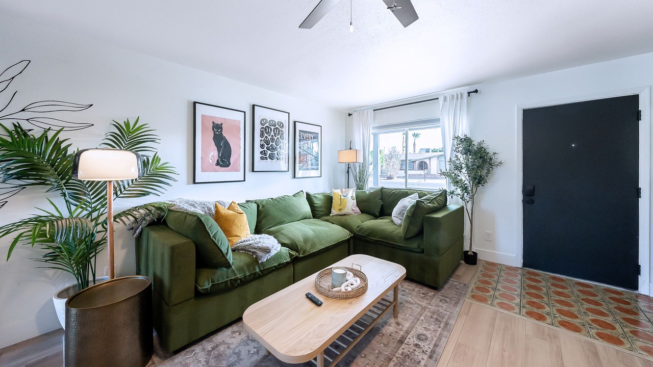 Photo of Livingroom in Dobson Ranch