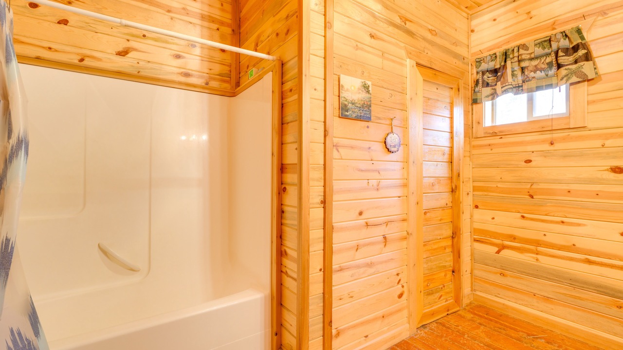 Photo of Bathroom in Salmon