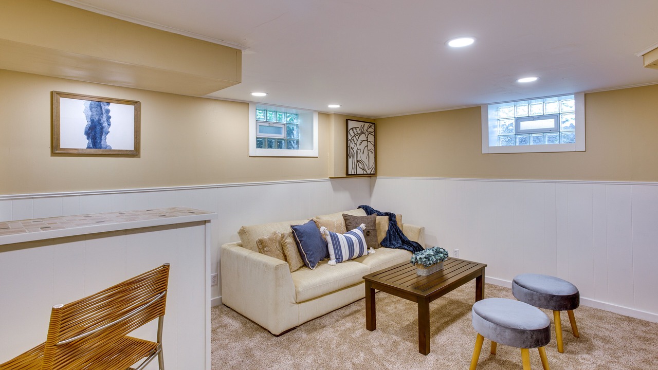 Photo of Bedroom in Lynnhurst