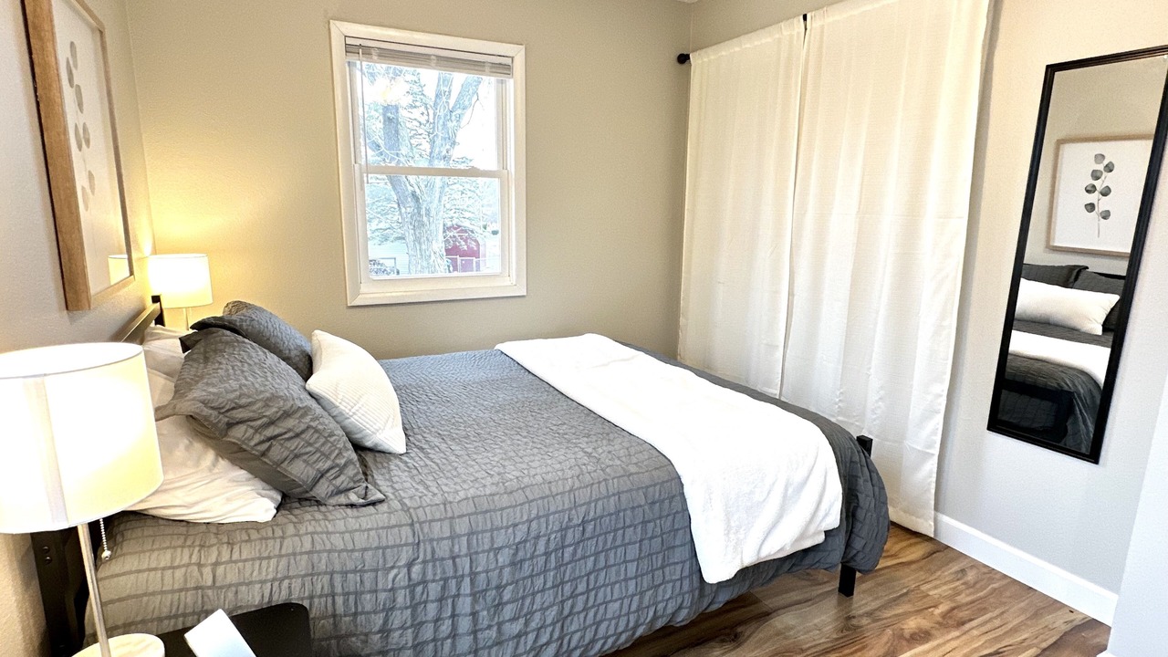 Photo of Bedroom in Ames