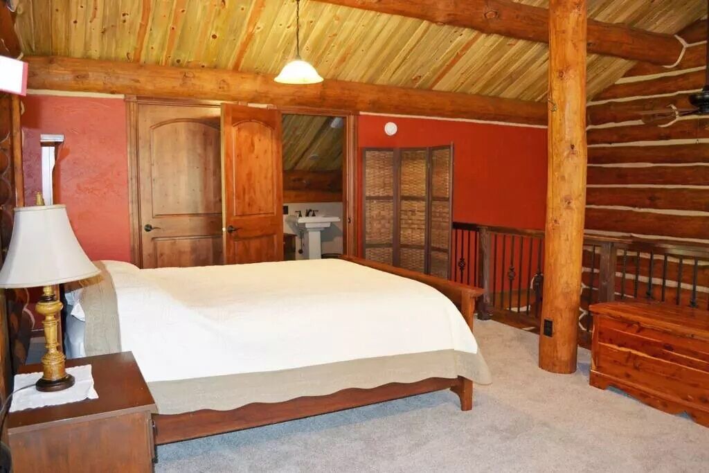 Photo of Bedroom in Custer